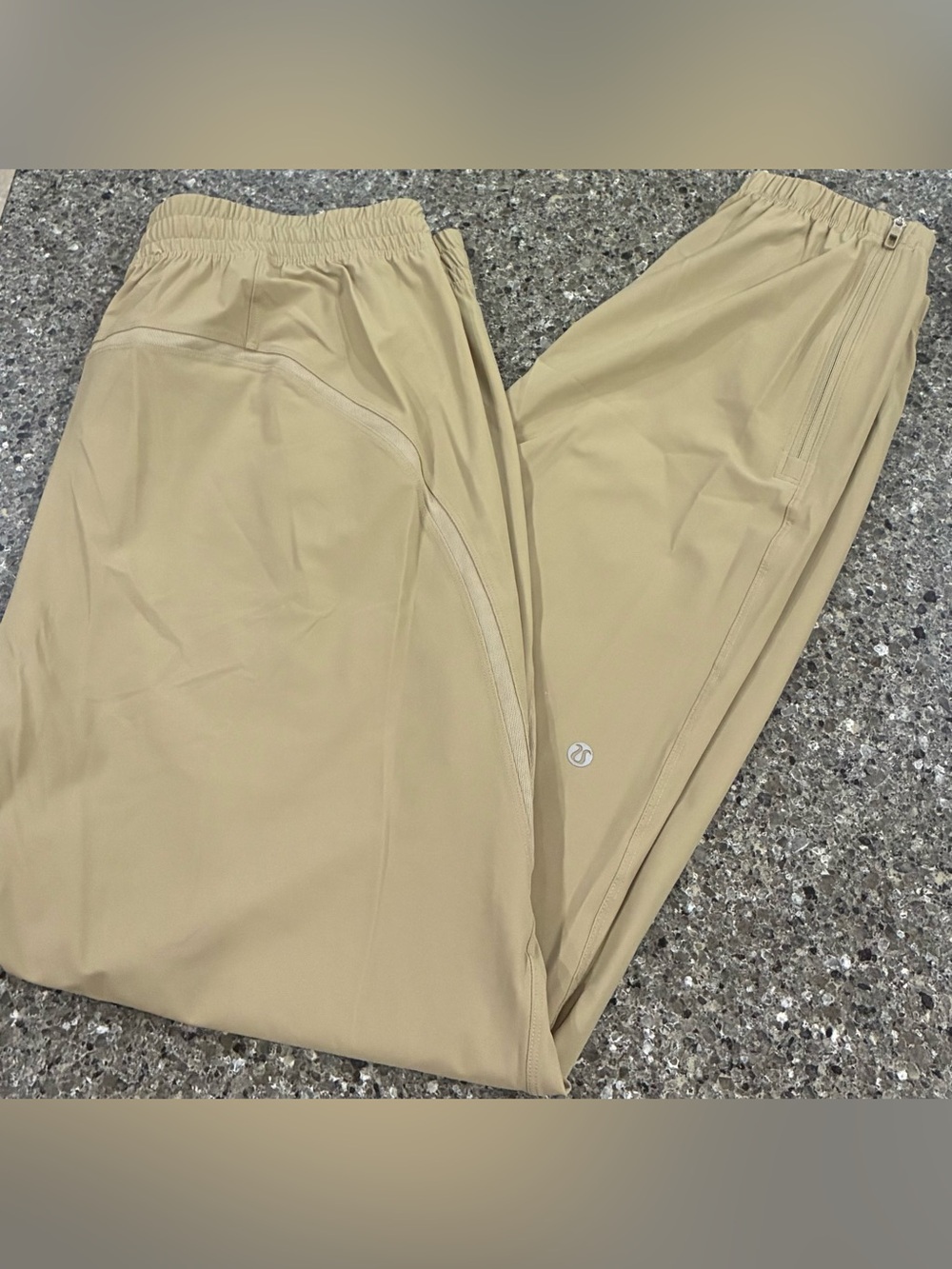 Mens LULULEMON Athletic Jogger Pants, sz Large